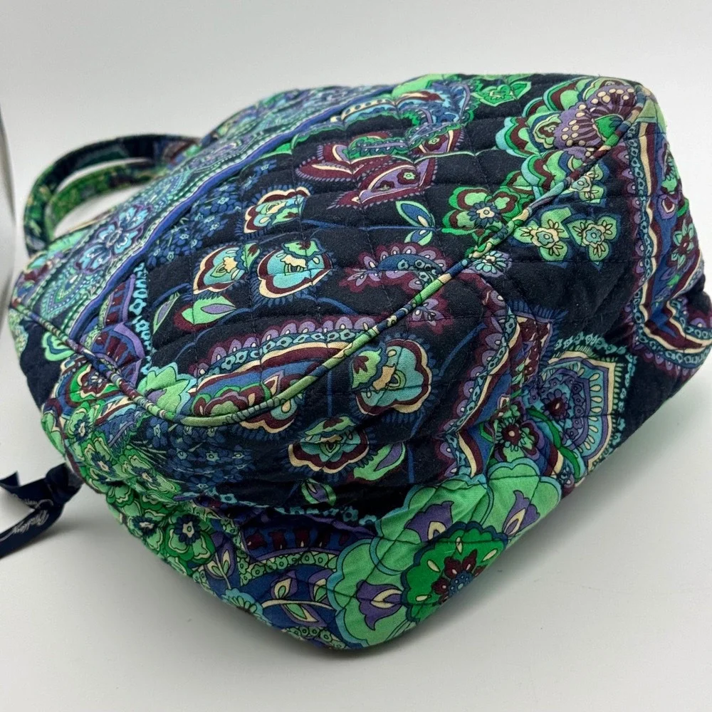 Vera Bradley Blue Green Paisley Quilted Lunch Bag Tote Zip Closure Floral